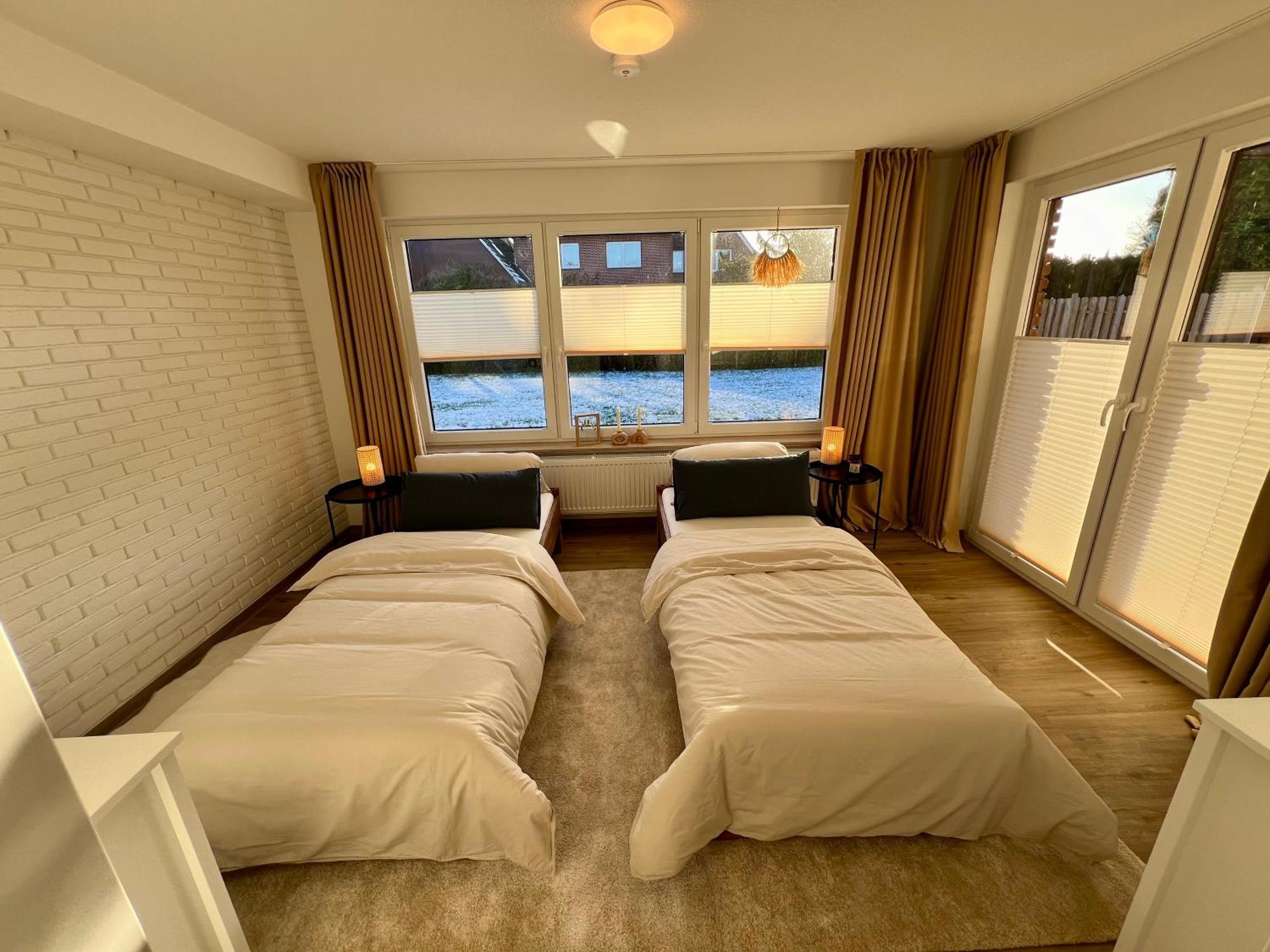 Appartements Zum Weissen Hahn 巴德茨维什安 外观 照片